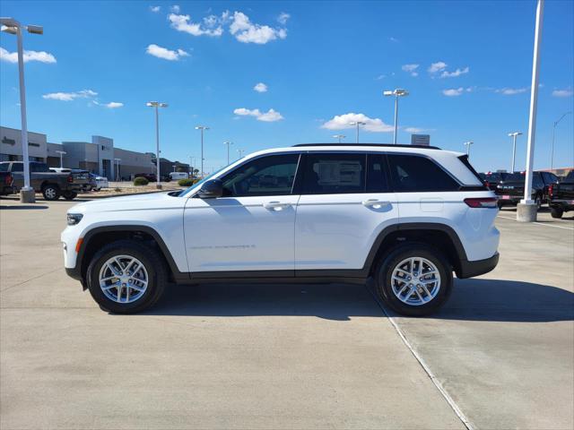 2025 Jeep Grand Cherokee GRAND CHEROKEE LAREDO X 4X2