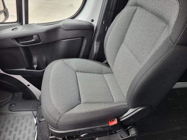 2026 Ram ProMaster Cargo Van Tradesman High Roof 159" WB w/Pass Seat