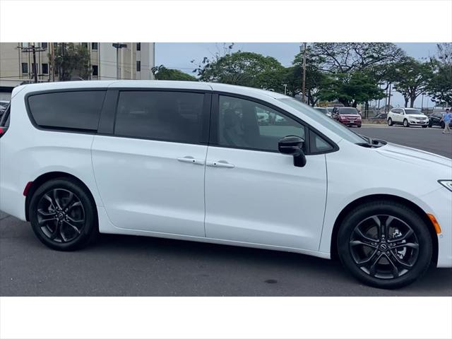 2026 Chrysler Pacifica PACIFICA SELECT