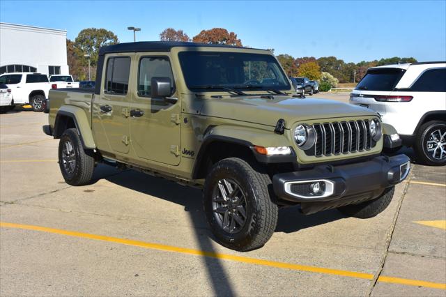 2026 Jeep Gladiator GLADIATOR SPORT S 4X4 2026 Jeep Gladiator GLADIATOR SPORT S 4X4