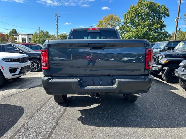 2026 RAM Ram 2500 RAM 2500 TRADESMAN CREW CAB 4X4 64 BOX 2026 RAM Ram 2500 RAM 2500 TRADESMAN CREW CAB 4X4 64 BOX