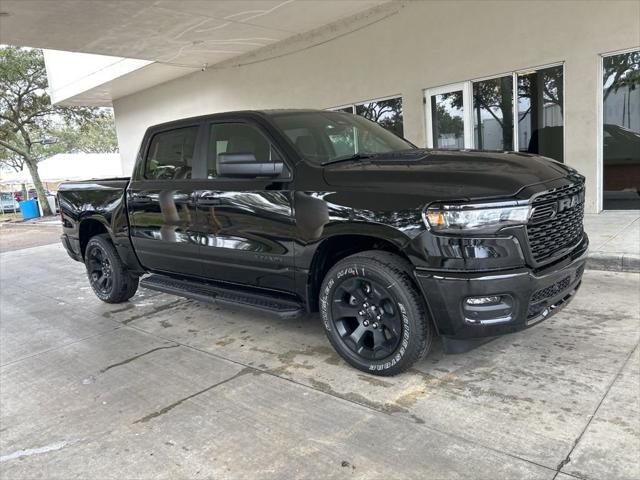 2025 RAM 1500 Tradesman Crew Cab 4x4 57 Box