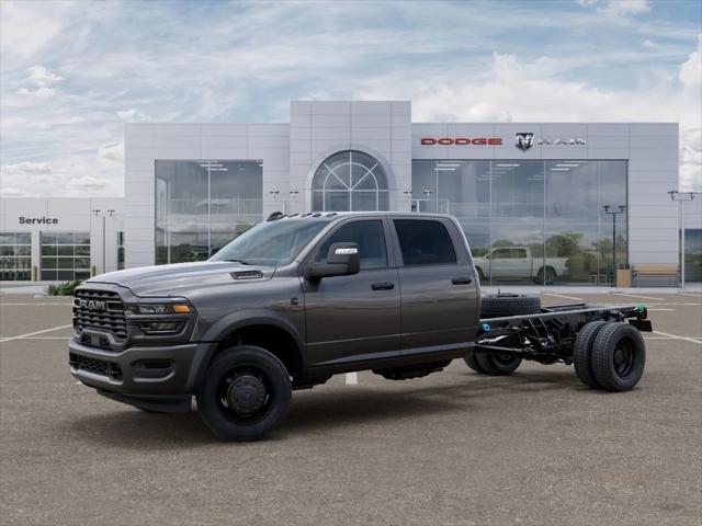2026 RAM 5500 Chassis RAM 5500 TRADESMAN CHASSIS CREW CAB 4X4 84 CA