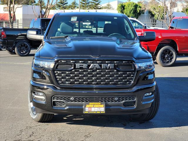 2026 RAM Ram 1500 RAM 1500 EXPRESS CREW CAB 4X4 57 BOX