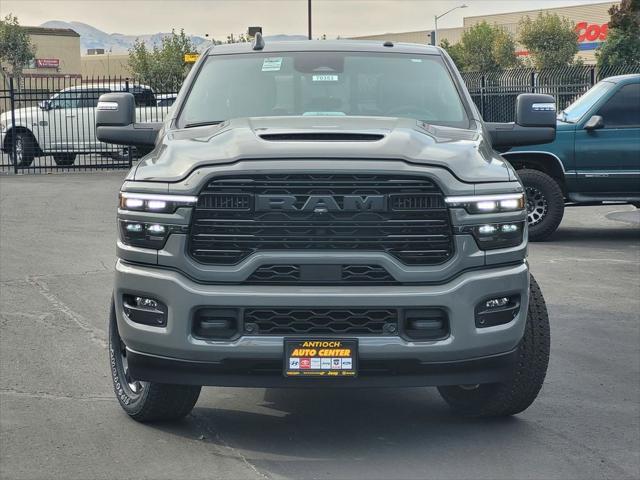 2026 RAM Ram 3500 RAM 3500 LARAMIE CREW CAB 4X4 64 BOX