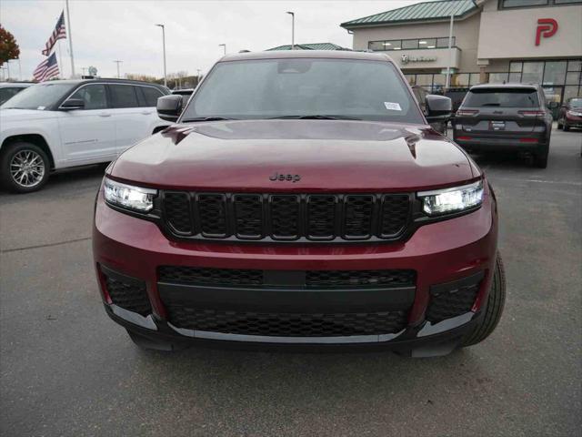 2025 Jeep Grand Cherokee GRAND CHEROKEE L ALTITUDE 4X4