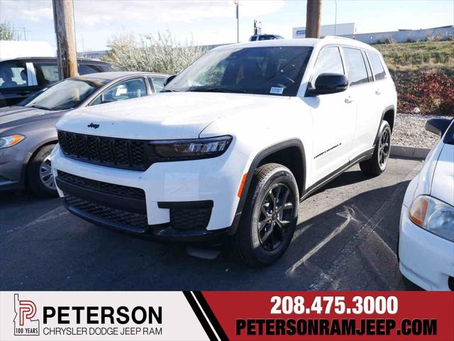 2025 Jeep Grand Cherokee GRAND CHEROKEE L ALTITUDE 4X4