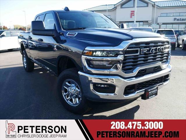 2026 RAM Ram 3500 RAM 3500 TRADESMAN CREW CAB 4X4 64 BOX