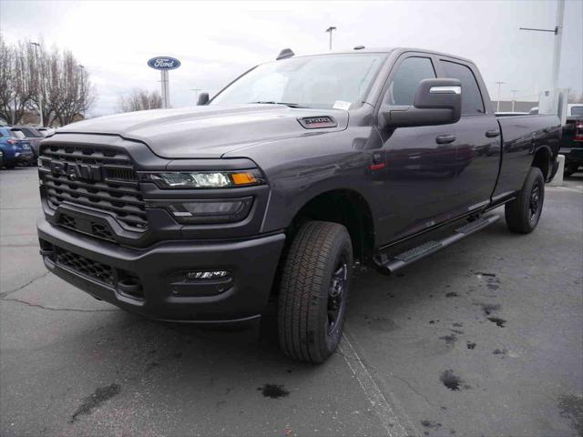 2026 RAM Ram 3500 RAM 3500 TRADESMAN CREW CAB 4X4 8 BOX