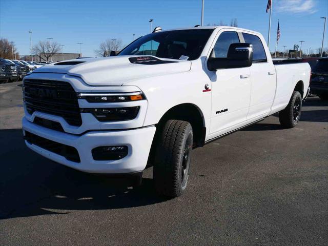 2026 RAM Ram 3500 RAM 3500 LARAMIE CREW CAB 4X4 8 BOX