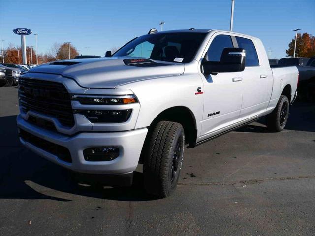 2026 RAM Ram 3500 RAM 3500 LARAMIE MEGA CAB 4X4 64 BOX