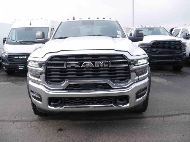2026 RAM Ram 5500 Chassis Cab RAM 5500 TRADESMAN CHASSIS CREW CAB 4X4 84 CA 2026 RAM Ram 5500 Chassis Cab RAM 5500 TRADESMAN CHASSIS CREW CAB 4X4 84 CA