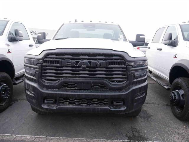 2026 RAM Ram 3500 Chassis Cab RAM 3500 TRADESMAN CHASSIS REGULAR CAB 4X4 84 CA