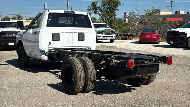 2026 RAM Ram 3500 Chassis Cab RAM 3500 TRADESMAN CHASSIS REGULAR CAB 4X4 84 CA 2026 RAM Ram 3500 Chassis Cab RAM 3500 TRADESMAN CHASSIS REGULAR CAB 4X4 84 CA