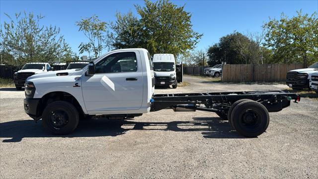 2026 RAM Ram 3500 Chassis Cab RAM 3500 TRADESMAN CHASSIS REGULAR CAB 4X4 84 CA 2026 RAM Ram 3500 Chassis Cab RAM 3500 TRADESMAN CHASSIS REGULAR CAB 4X4 84 CA