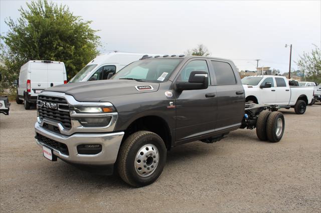 2026 RAM Ram 3500 Chassis Cab RAM 3500 TRADESMAN CREW CAB CHASSIS 4X4 60 CA