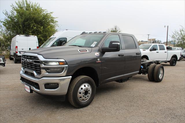 2026 RAM Ram 3500 Chassis Cab RAM 3500 TRADESMAN CREW CAB CHASSIS 4X4 60 CA 2026 RAM Ram 3500 Chassis Cab RAM 3500 TRADESMAN CREW CAB CHASSIS 4X4 60 CA