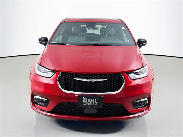 2026 Chrysler Pacifica PACIFICA SELECT AWD