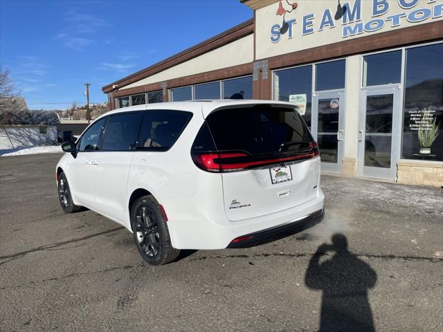 2026 Chrysler Pacifica PACIFICA SELECT AWD