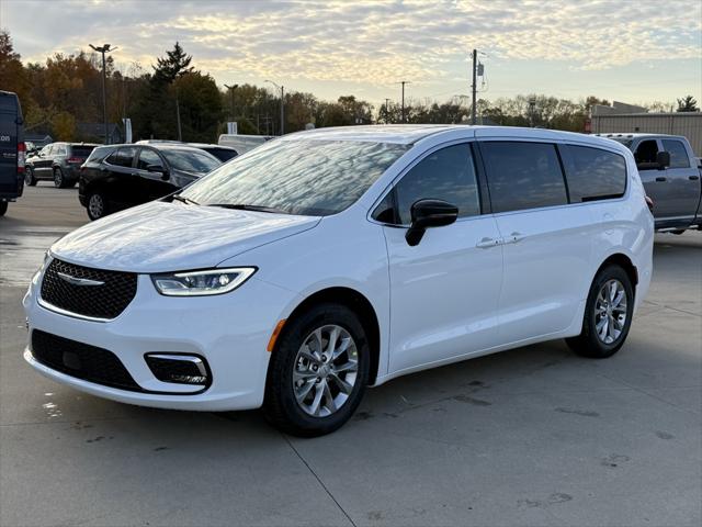 2026 Chrysler Pacifica PACIFICA LIMITED