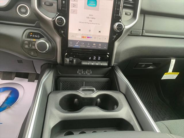 2026 Ram 1500 Big Horn Crew Cab 4x4 5'7" Box