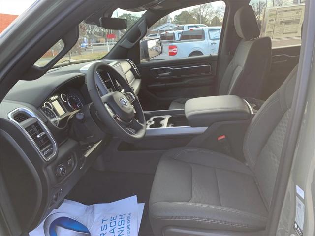 2026 Ram 1500 Big Horn Crew Cab 4x4 5'7" Box