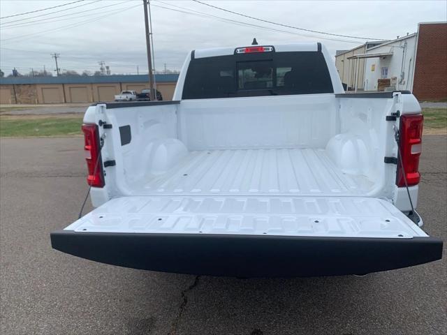 2026 Ram 1500 Laramie Crew Cab 4x4 5'7" Box