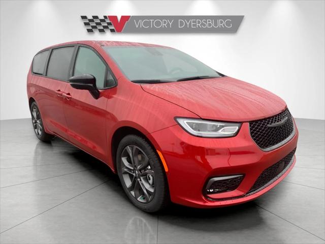 2026 Chrysler Pacifica Select for sale in Dyersburg, TN