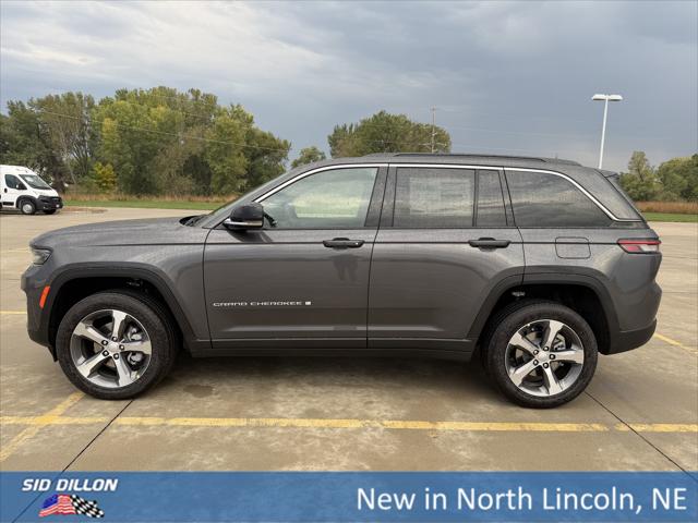 2025 Jeep Grand Cherokee GRAND CHEROKEE LIMITED 4X4 2025 Jeep Grand Cherokee GRAND CHEROKEE LIMITED 4X4