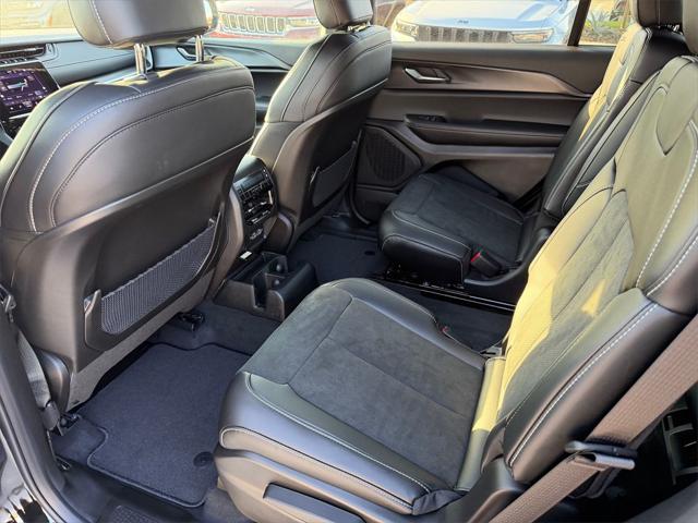 2025 Jeep Grand Cherokee GRAND CHEROKEE L ALTITUDE X 4X2 2025 Jeep Grand Cherokee GRAND CHEROKEE L ALTITUDE X 4X2