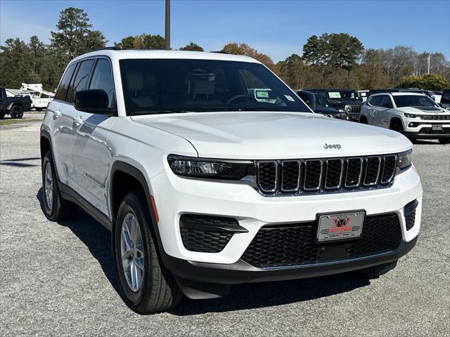 2025 Jeep Grand Cherokee GRAND CHEROKEE LAREDO X 4X2
