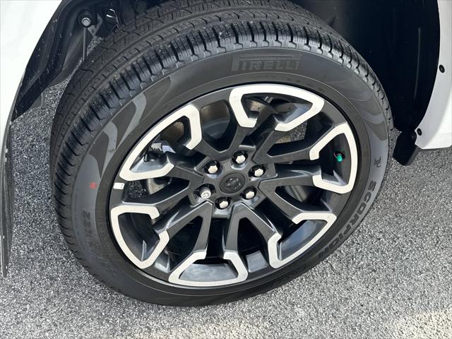 2026 Ram 1500 Limited Crew Cab 4x4 5'7" Box