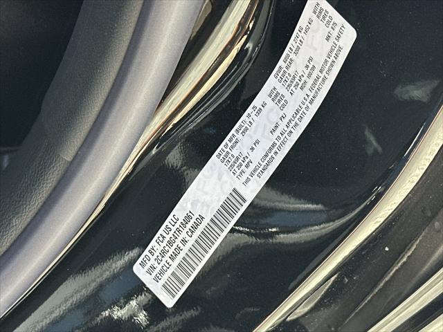2026 Chrysler Pacifica Select