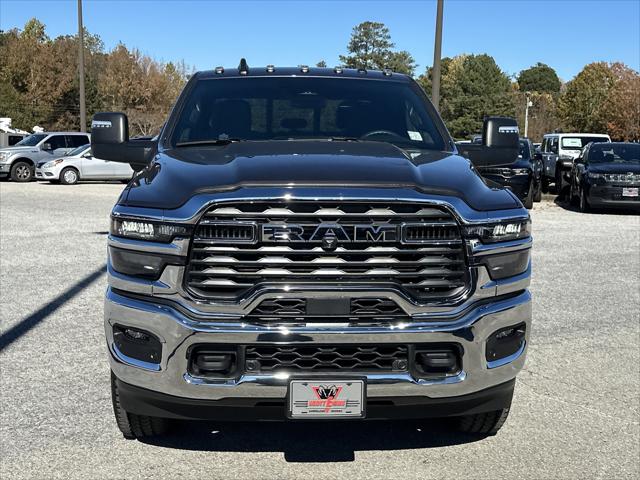 2026 RAM Ram 2500 RAM 2500 TRADESMAN CREW CAB 4X4 64 BOX