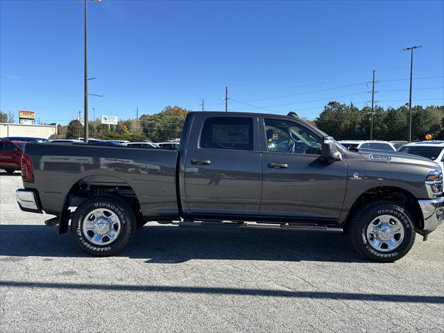 2026 Ram 2500 Tradesman Crew Cab 4x4 64 Box