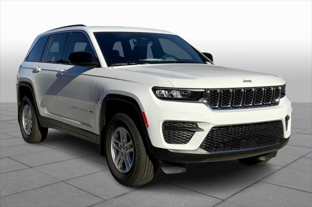 2025 Jeep Grand Cherokee GRAND CHEROKEE LAREDO 4X2