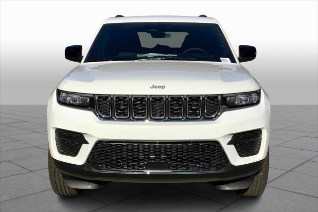 2025 Jeep Grand Cherokee GRAND CHEROKEE LAREDO 4X2