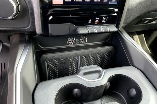2026 Ram 1500 Lone Star Crew Cab 4x4 5'7" Box