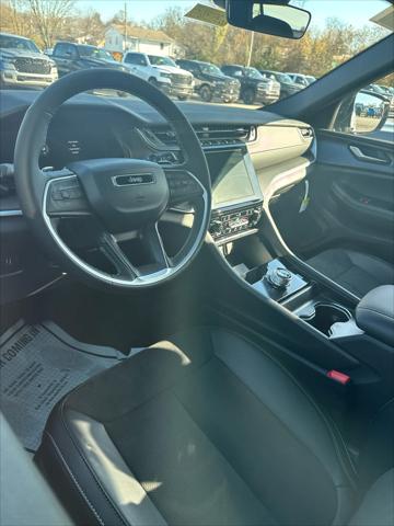 2025 Jeep Grand Cherokee GRAND CHEROKEE L ALTITUDE X 4X4 2025 Jeep Grand Cherokee GRAND CHEROKEE L ALTITUDE X 4X4