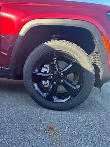 2025 Jeep Grand Cherokee GRAND CHEROKEE L ALTITUDE X 4X4 2025 Jeep Grand Cherokee GRAND CHEROKEE L ALTITUDE X 4X4