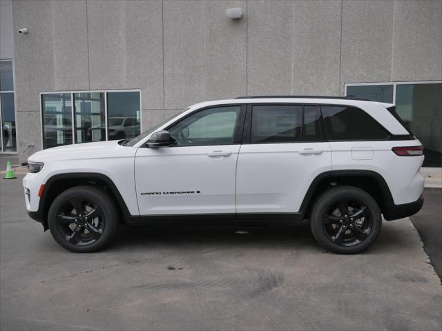 2025 Jeep Grand Cherokee GRAND CHEROKEE ALTITUDE X 4X4