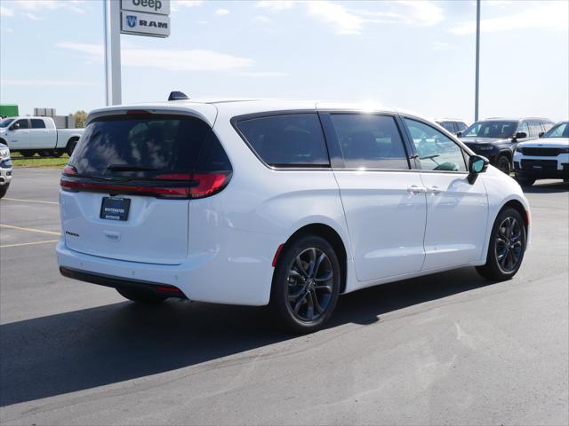 2026 Chrysler Pacifica PACIFICA SELECT 2026 Chrysler Pacifica PACIFICA SELECT