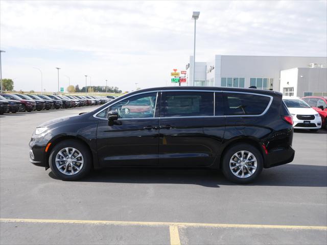 2026 Chrysler Pacifica PACIFICA SELECT AWD 2026 Chrysler Pacifica PACIFICA SELECT AWD