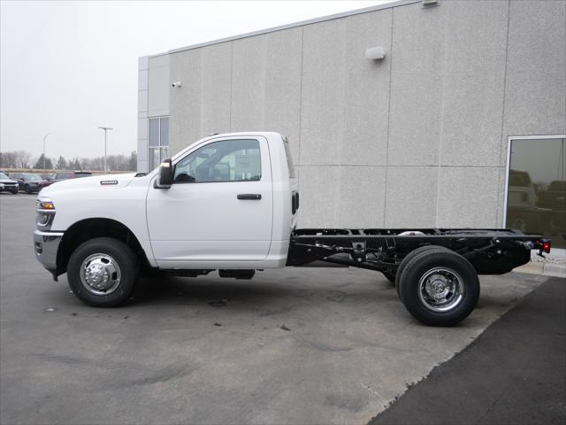 2026 RAM Ram 3500 Chassis Cab RAM 3500 TRADESMAN CHASSIS REGULAR CAB 4X4 60 CA 2026 RAM Ram 3500 Chassis Cab RAM 3500 TRADESMAN CHASSIS REGULAR CAB 4X4 60 CA