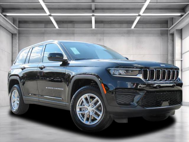 2025 Jeep Grand Cherokee GRAND CHEROKEE LAREDO X 4X2