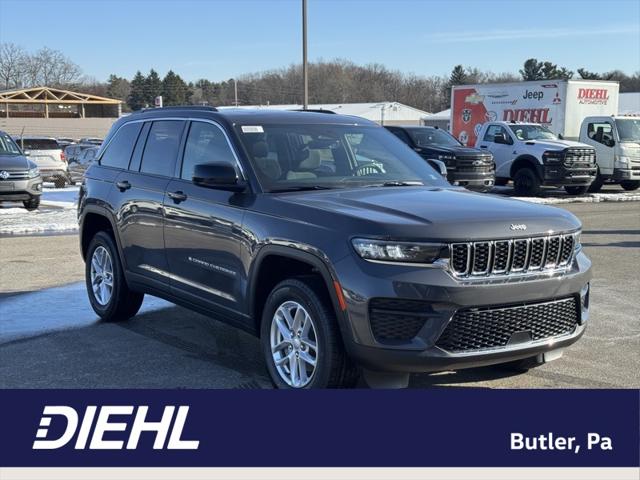 2025 Jeep Grand Cherokee GRAND CHEROKEE LAREDO X 4X4