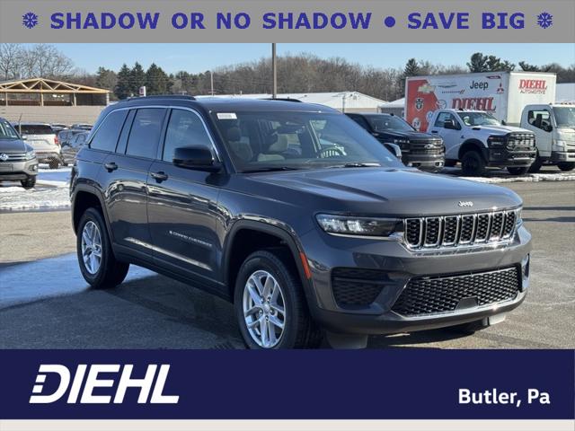 2025 Jeep Grand Cherokee GRAND CHEROKEE LAREDO X 4X4