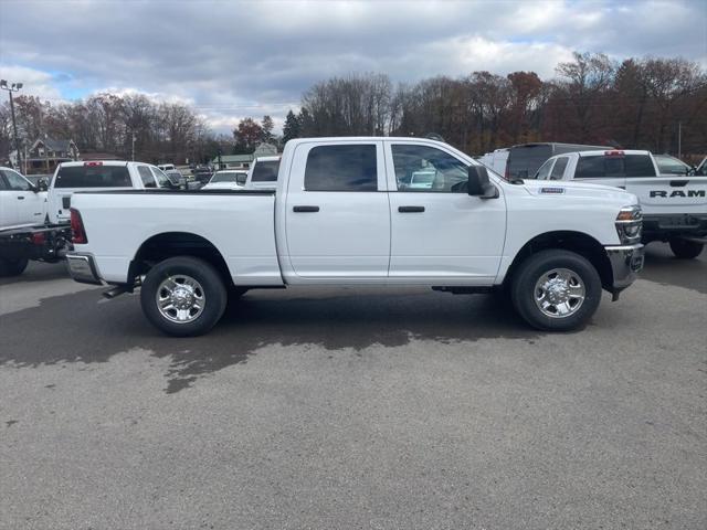 2026 RAM Ram 3500 RAM 3500 TRADESMAN CREW CAB 4X4 64 BOX