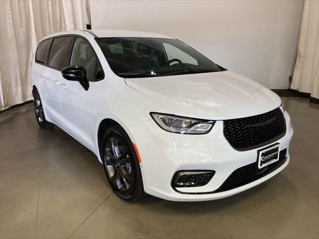 2026 Chrysler Pacifica PACIFICA SELECT 2026 Chrysler Pacifica PACIFICA SELECT