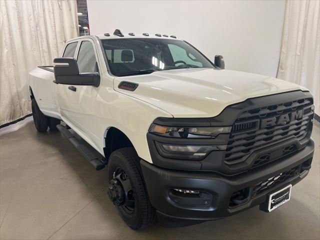 2026 RAM Ram 3500 RAM 3500 TRADESMAN CREW CAB 4X4 8 BOX 2026 RAM Ram 3500 RAM 3500 TRADESMAN CREW CAB 4X4 8 BOX